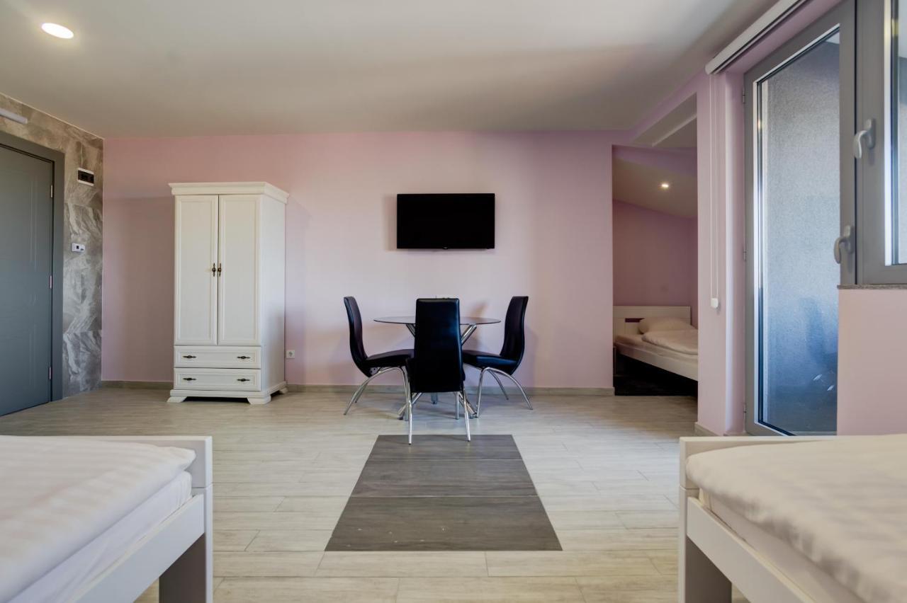 Apartments Singidunum 4 Lux Belgrad Exterior foto