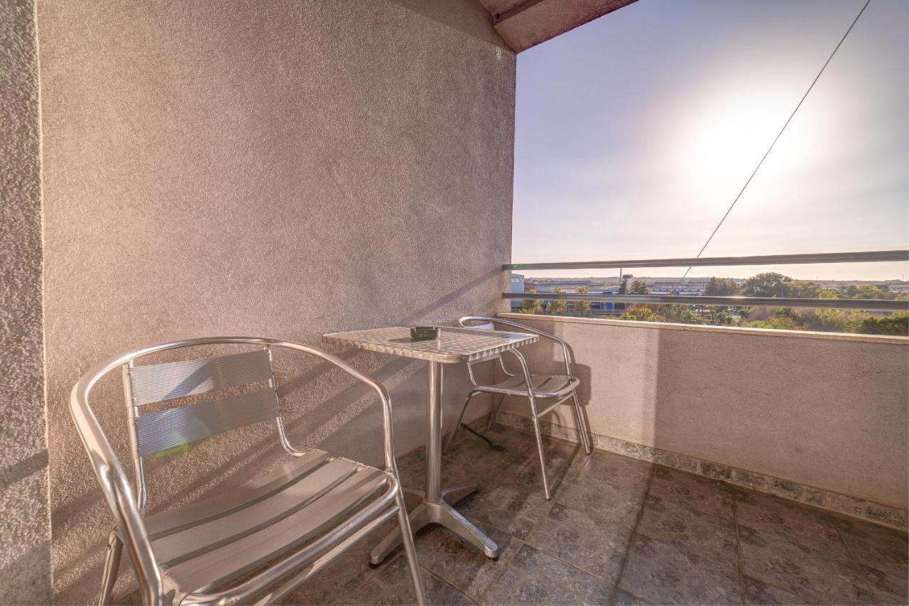 Apartments Singidunum 4 Lux Belgrad Exterior foto